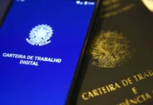 Desemprego recua a 5,3%, menor taxa até julho na série histórica, e renda fica estável